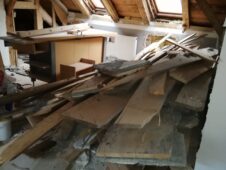 Dachbodenentrümpelungen Untermeidling
